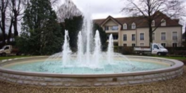 #htmlcaption37 fontaine.jpg